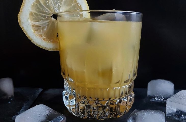 Pinneapple bourbon lemonade