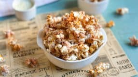 Pipoca caramelizada com Leite Ninho