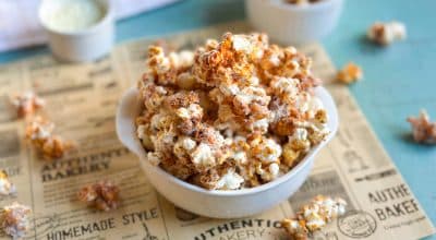 Pipoca caramelizada com Leite Ninho