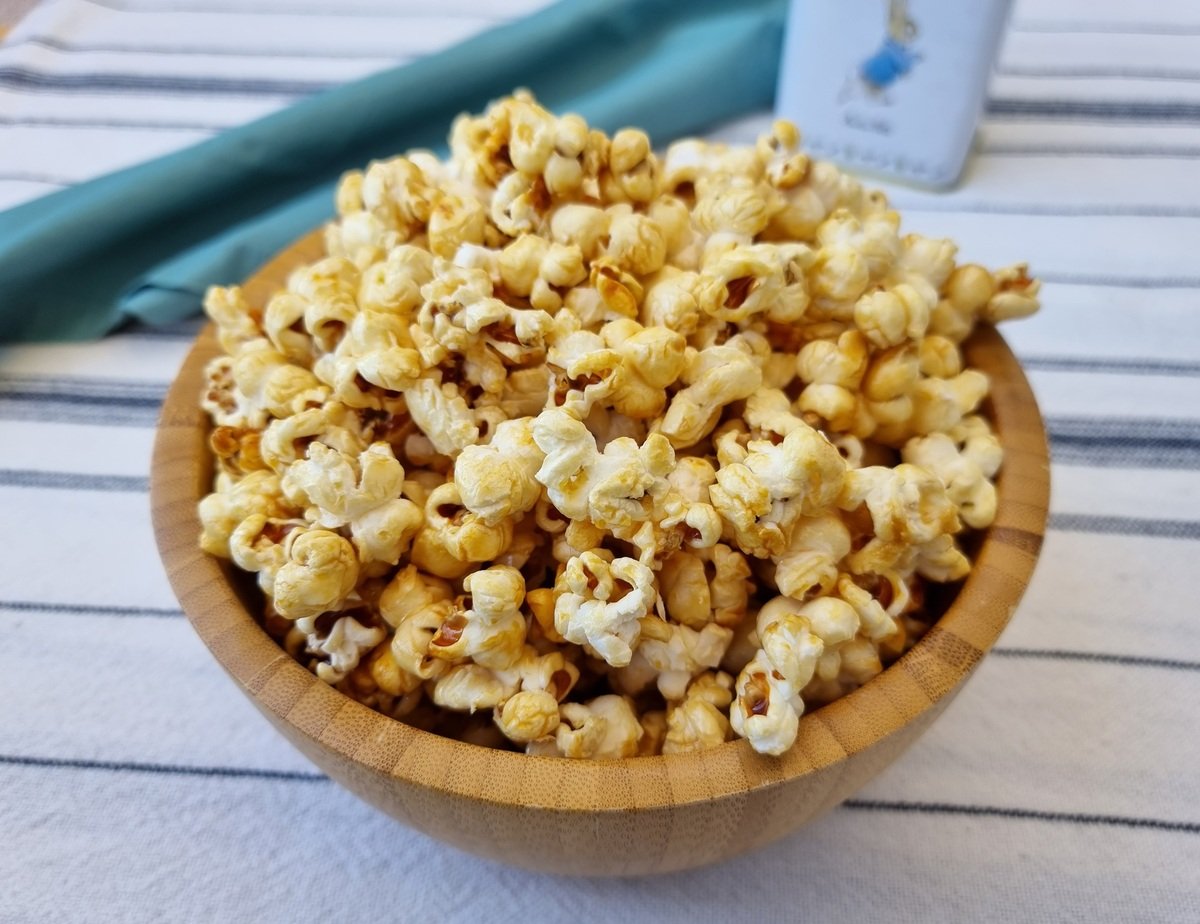 Pipoca caramelizada fácil
