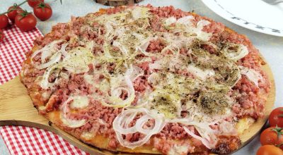 Pizza caseira de liquidificador