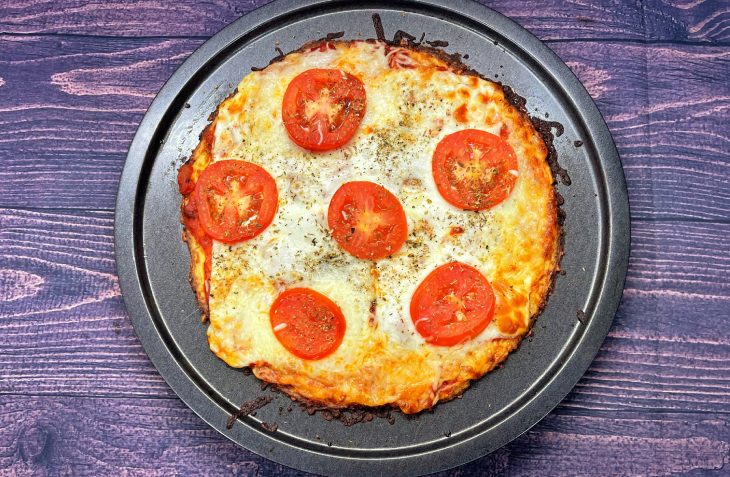 Pizza low carb de couve-flor