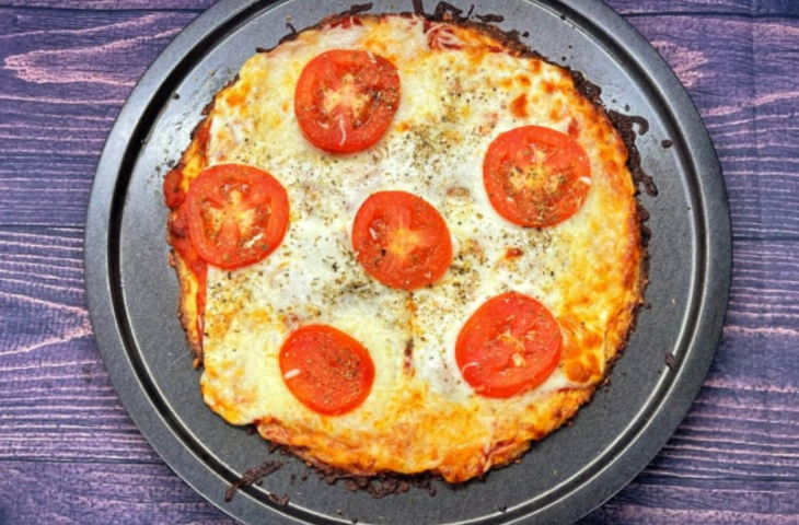 Pizza low carb de couve-flor