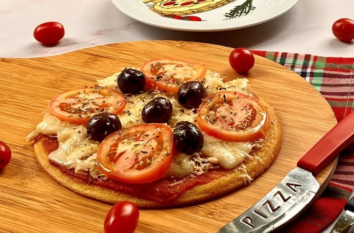 Pizza low carb de frigideira