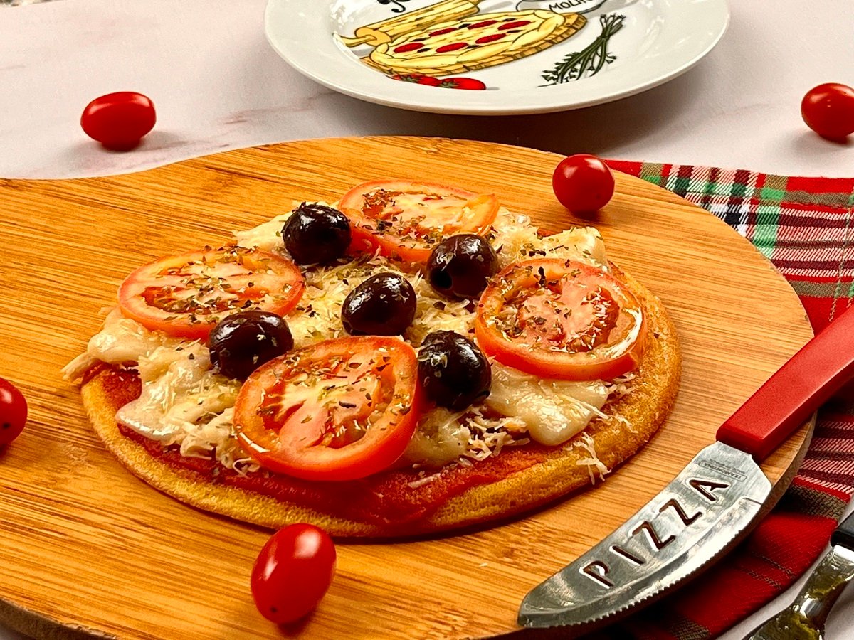 Pizza low carb de frigideira