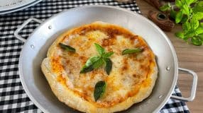 Pizza napolitana
