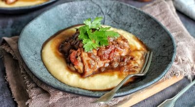 Polenta com frango na Caracu