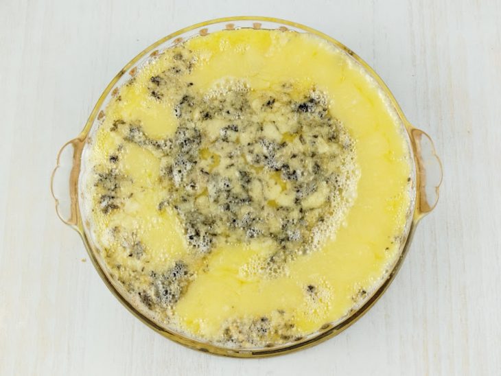 Gorgonzla derretido.