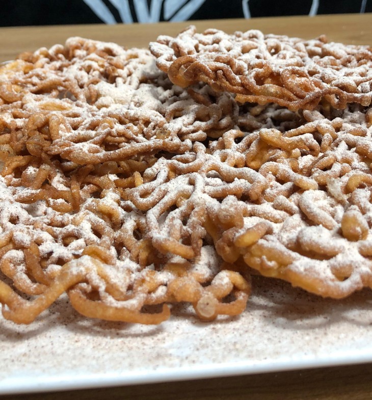 Pretzel de bolinho de chuva