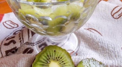 Pudim de chia com kiwi