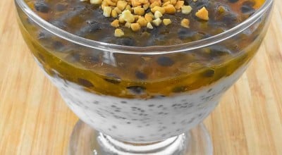 Pudim de chia com maracujá