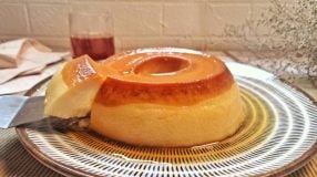 Pudim de leite condensado e creme de leite