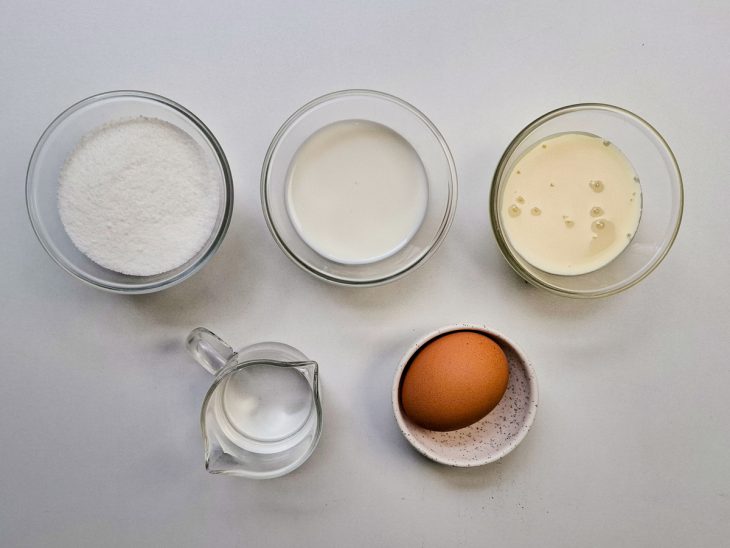 Ingredientes reunidos para o preparo da receita.