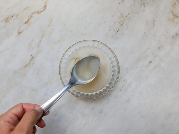 Gelatina hidratada saída do micro-ondas.