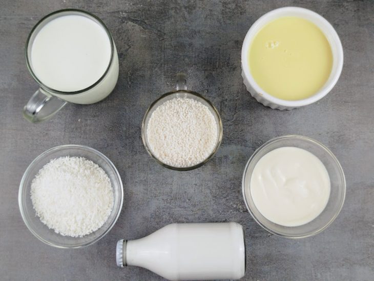 Todos os ingredientes reunidos.