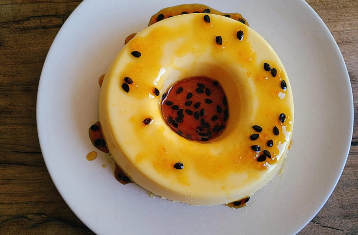 Pudim fácil de gelatina de maracujá