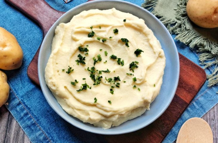 Purê de batata com creme de leite