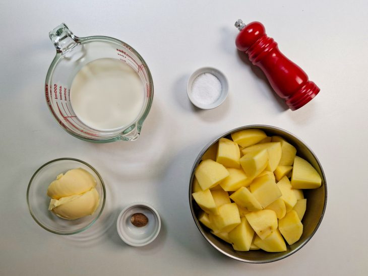 Ingredientes reunidos para o preparo da receita.