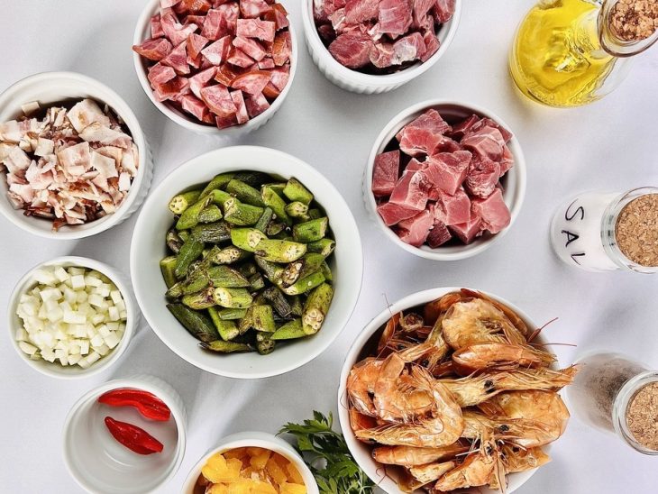 Ingredientes para a receita de quiabada.
