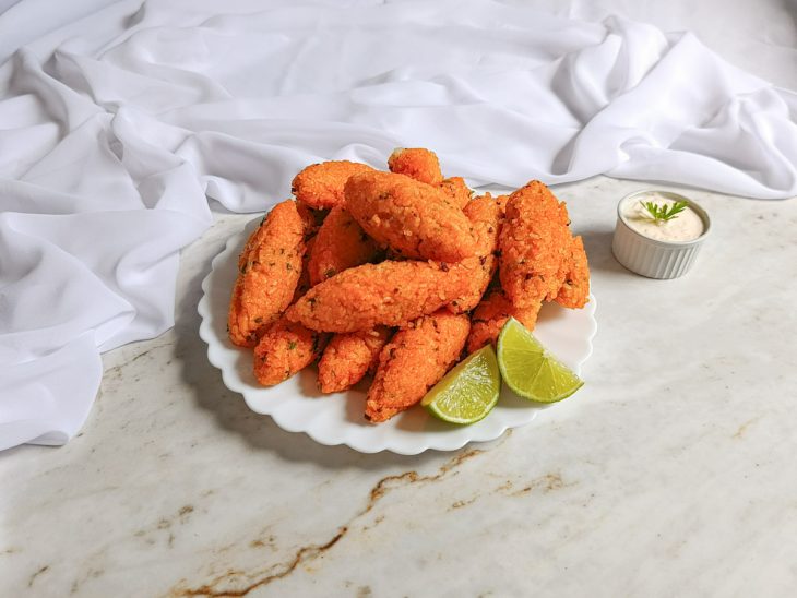 Quibes de arroz crocantes e prontos para servir.