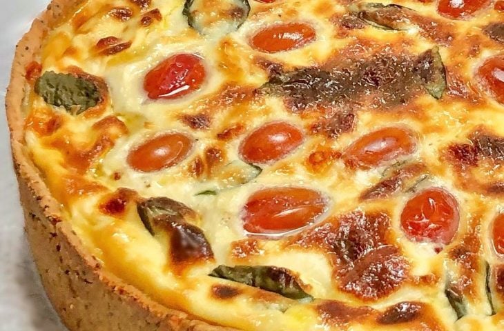 Quiche caprese low carb