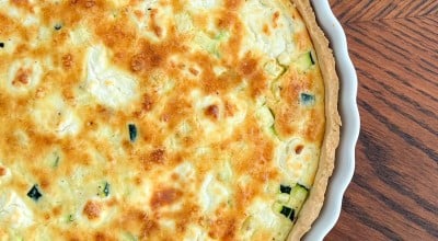 Quiche de abobrinha e queijo de cabra