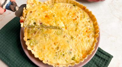 Quiche de alho-poró com bacon