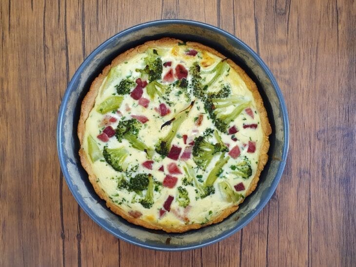 Quiche de brócolis com bacon - Passo a Passo