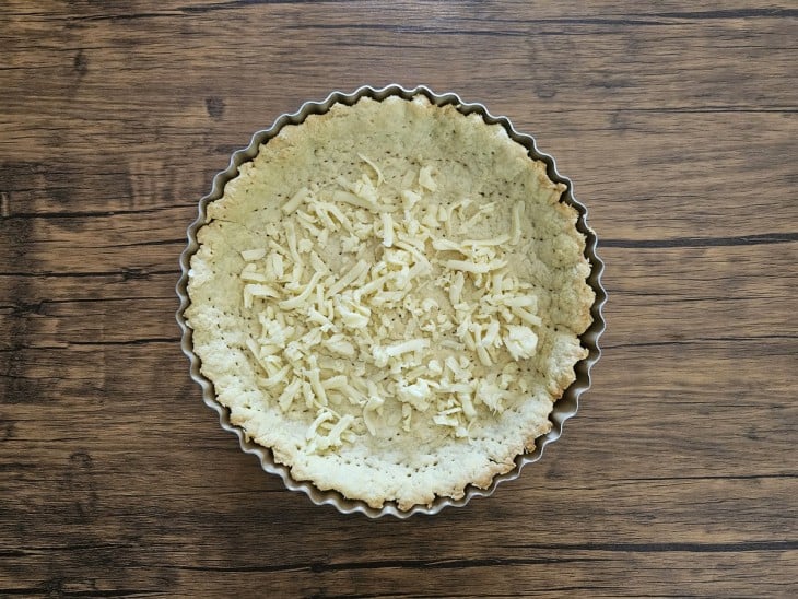 Quiche de frango com requeijão fácil - Passo a Passo