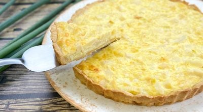 Quiche de palmito com alho-poró