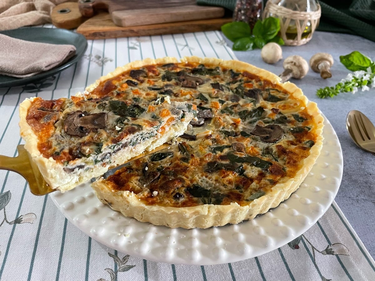 Quiche sem glúten com legumes assados