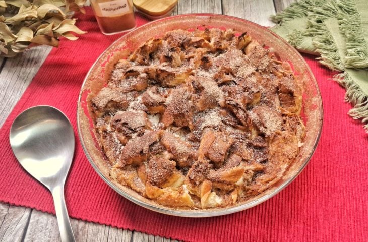 Rabanada de forno na travessa
