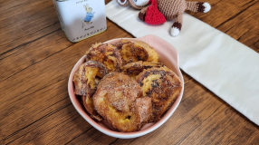 Rabanada recheada com doce de leite