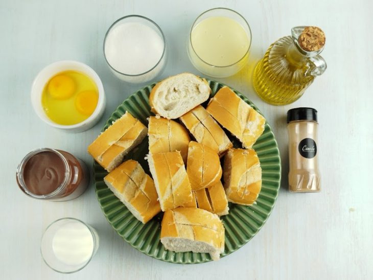 Ingredientes reunidos na bancada.