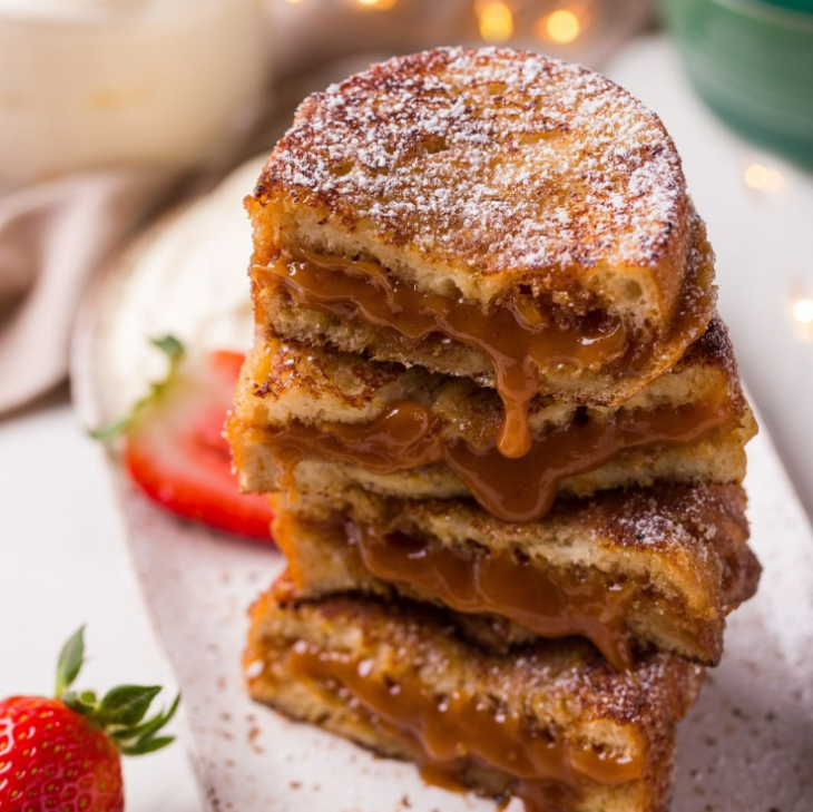 Rabanadas recheadas com caramelo salgado