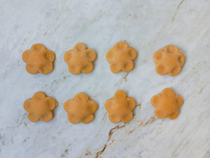 Raviolis cortados.