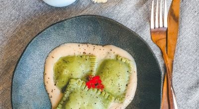 Raviolli vegano com recheio de berinjela