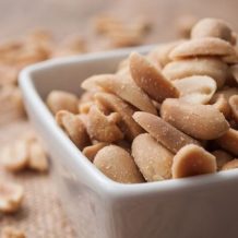 10 receitas de amendoim salgado para um petisco superfácil