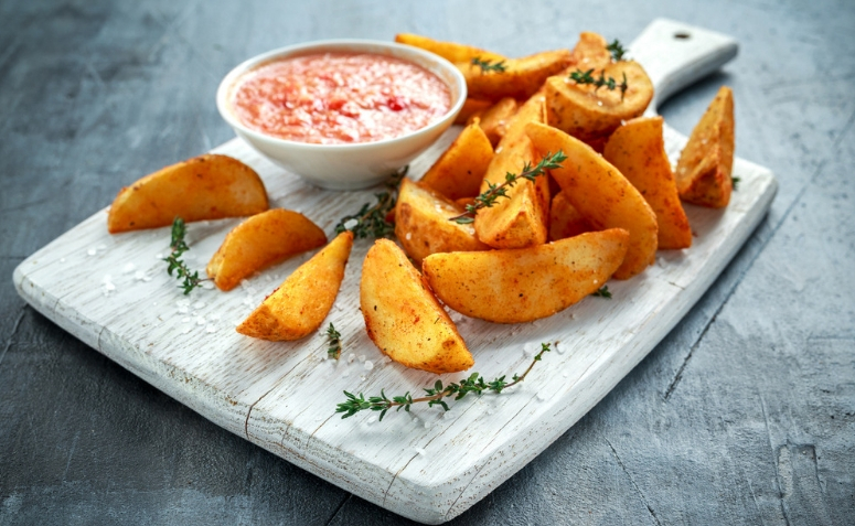 Batata frita no forno Receita por Cael Horta - Cookpad