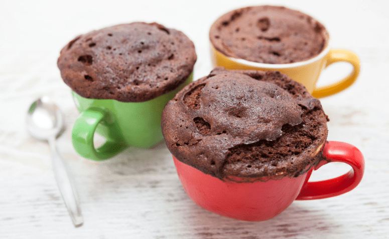 Diversas receitas de bolo de caneca sem leite