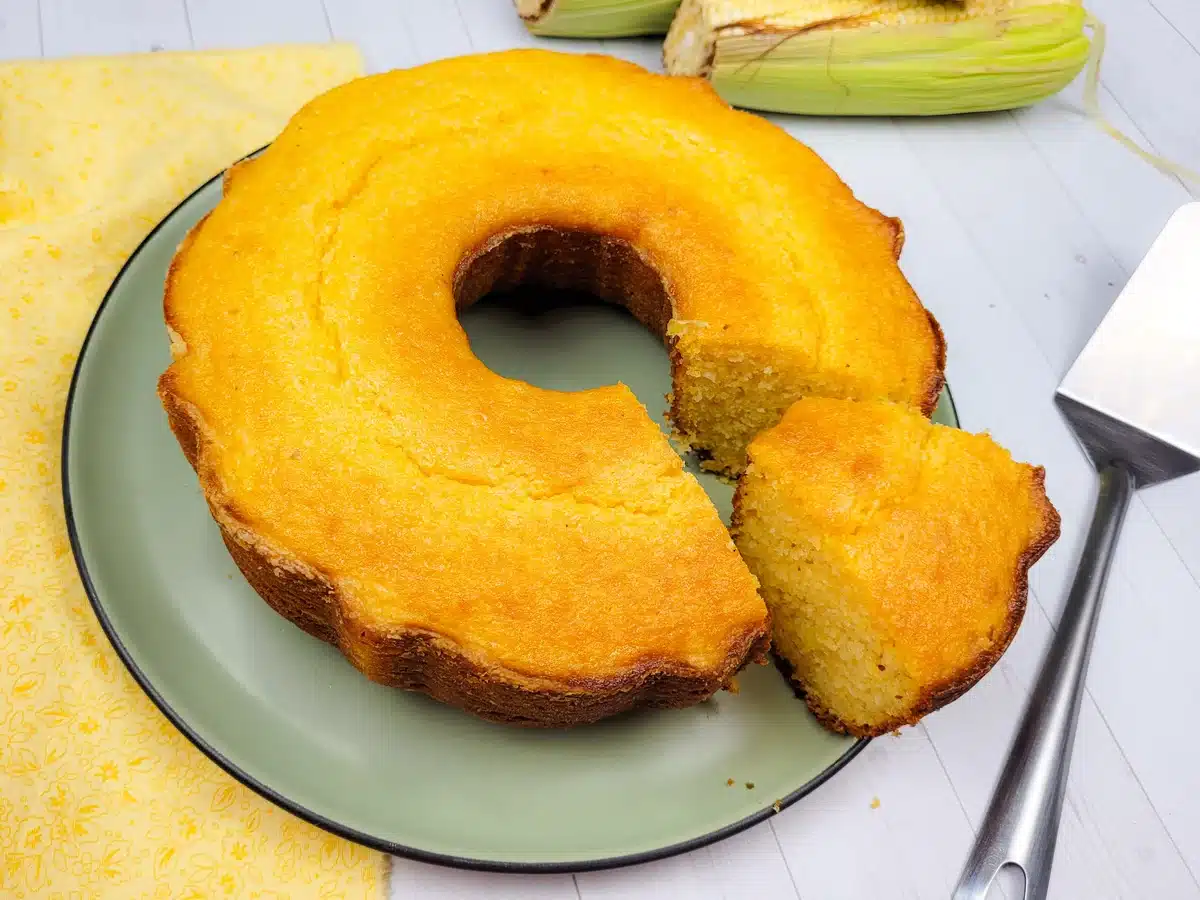 9 receitas de bolo de milho com flocão: uma combinação perfeita