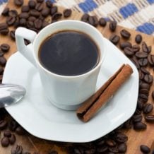 9 receitas de café com canela para combinações poderosas de sabores