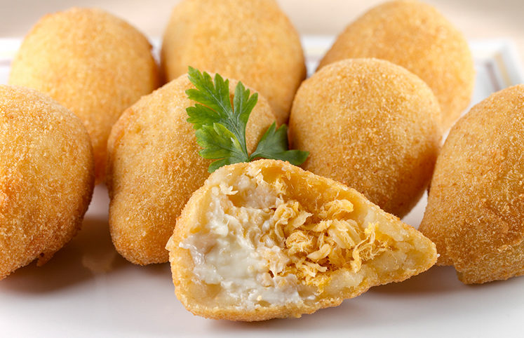 13 Receitas De Coxinha De Batata Para Os Amante De Salgadinhos 13 Receitas De Coxinha De Batata Para Os Amante De Salgadinhos