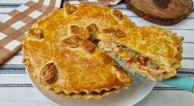 6 receitas de empadão de frango: recheio simples, cremoso e mais