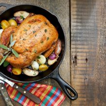 27 receitas de frango com batata que sujam pouca louça e facilitam a vida