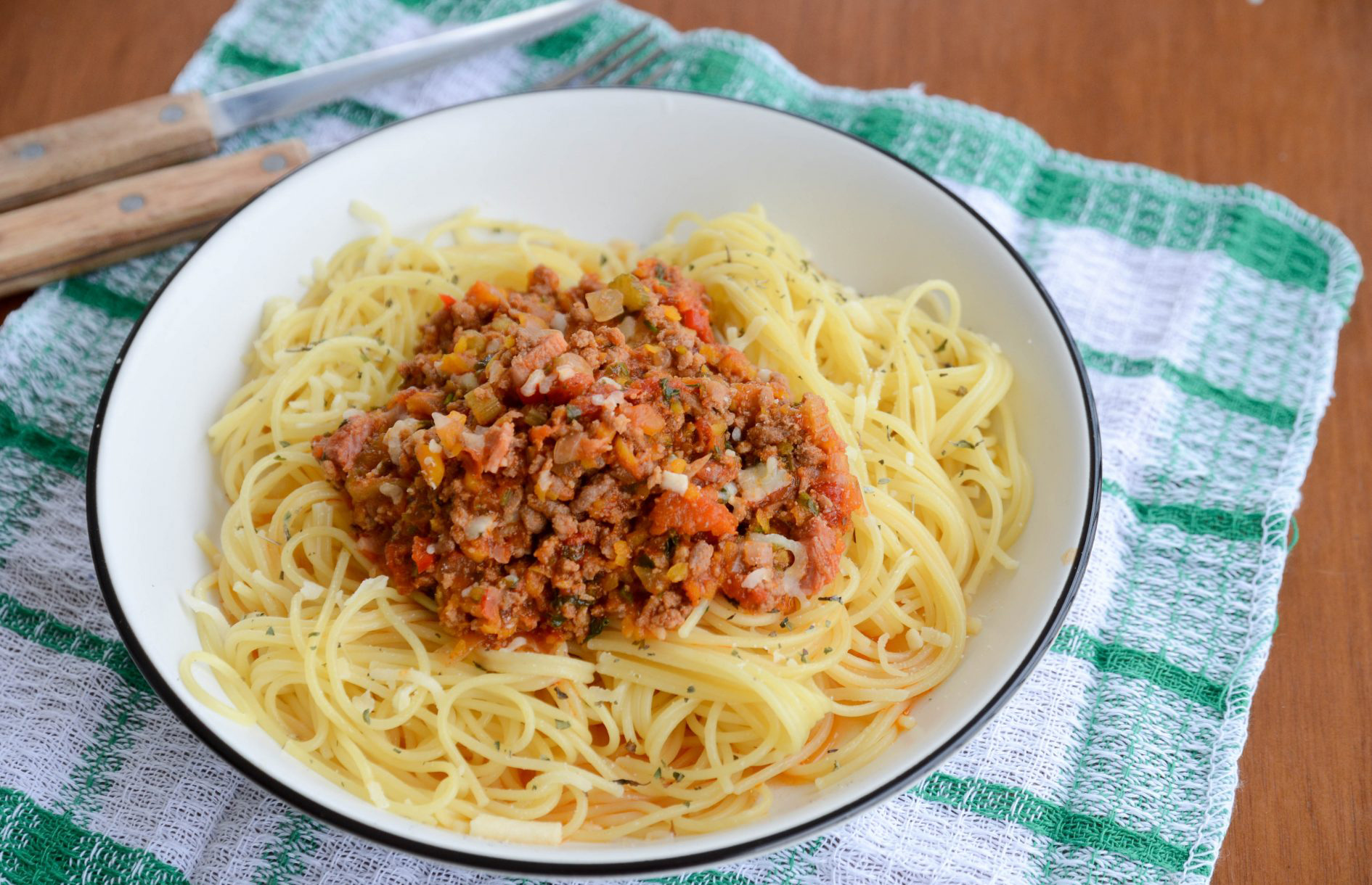 9 receitas de macarrão com carne moída para uma refeição rápida