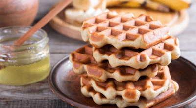 19 receitas de massa de waffle versáteis e saborosas
