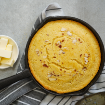 10 receitas de pão de frigideira que vão deixar o seu café da manhã mais completo