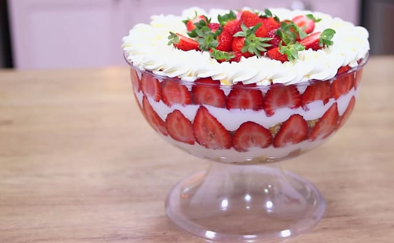 30 receitas de sobremesa na taça que vão ser a protagonista da mesa 30 receitas de sobremesa na taça que vão ser a protagonista da mesa