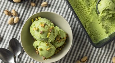 7 receitas de sorvete de pistache que vão refrescar os seus dias